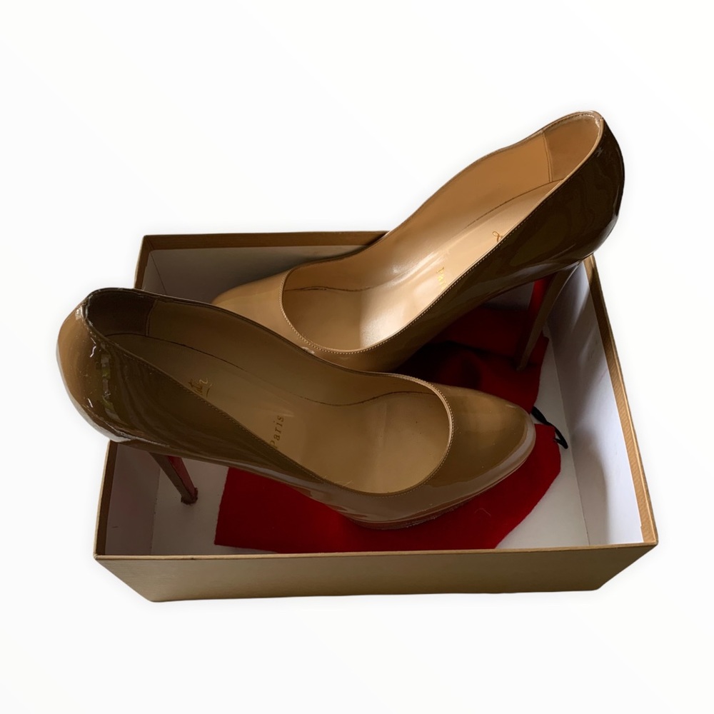 Christian Louboutin pumps- Bianca style